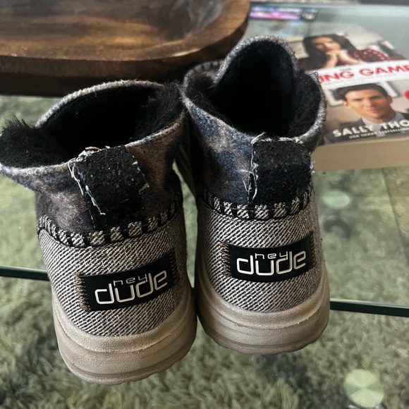 Furry high top cheetah Hey Dude - Picture 3 of 4